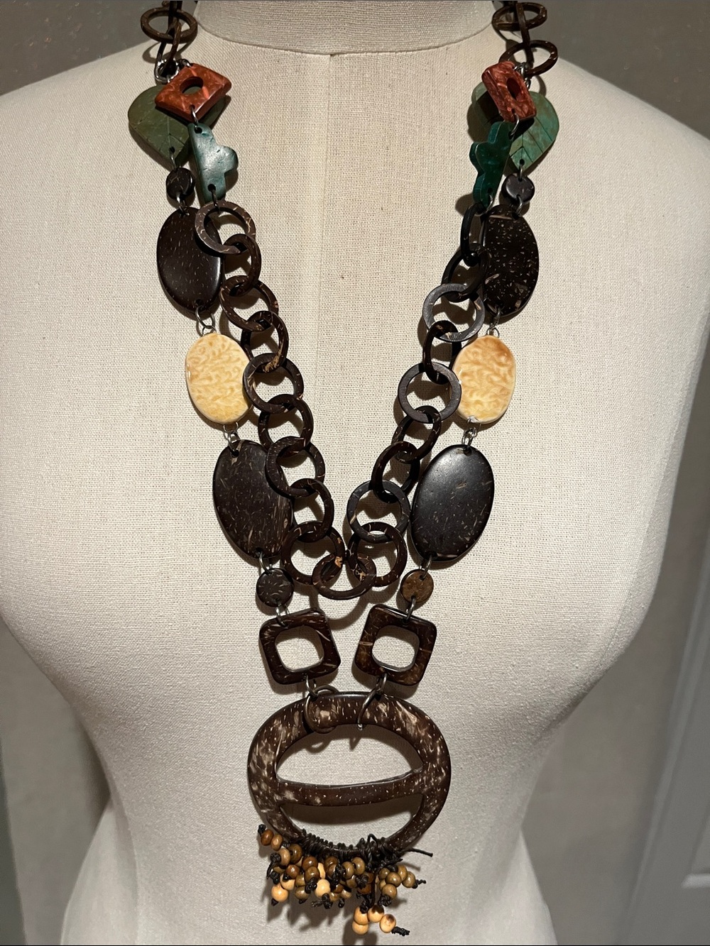 Handcrafted Brown Coconut Chain Pendant Necklace - Women Jewelry